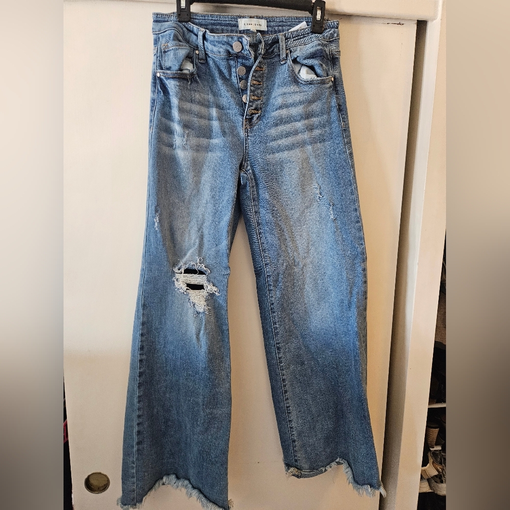 Stylish Blue Flare Wide Leg Jeans with Natural Fading